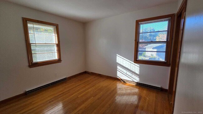 Building Photo - 127 Ursini Dr