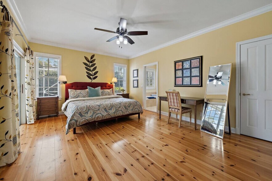 Building Photo - 13655 Jonquil Pl