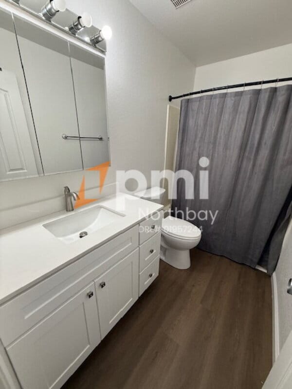 Building Photo - 816 Blackspur Dr