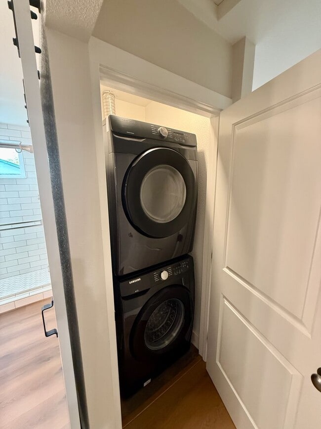 Building Photo - NEW BUILD! Beautifully designed mini home with Solar!!