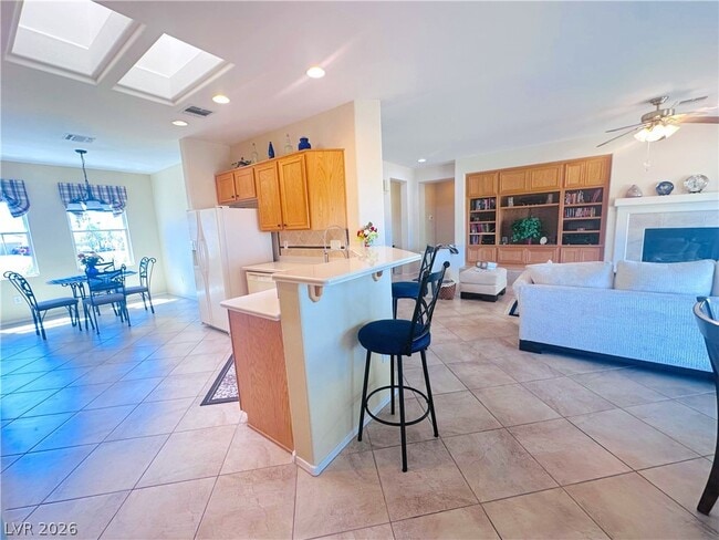 Building Photo - 2988 Yellow Springs Ct