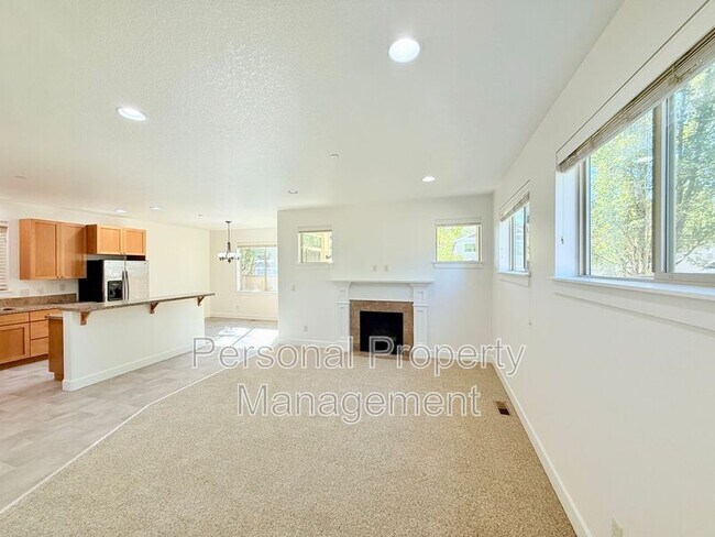 Building Photo - 3368 NW 47th Dr