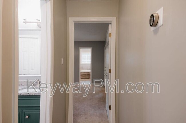 Building Photo - 4752 High Meadow Ct