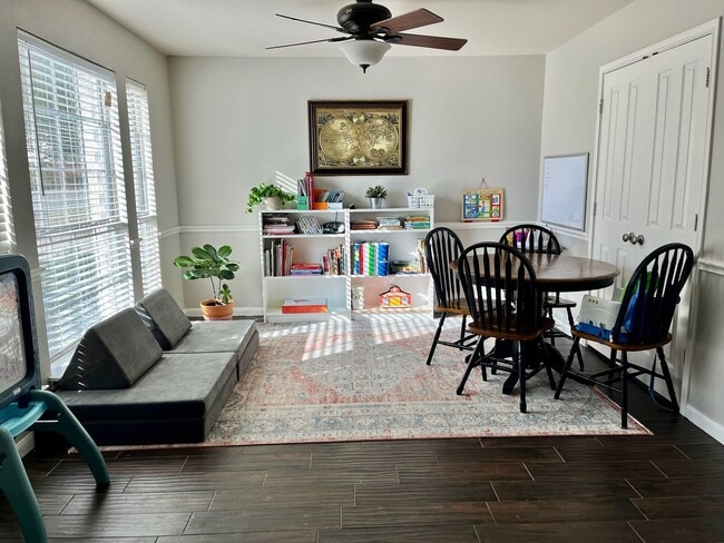 Building Photo - 21106 El Suelo Bueno