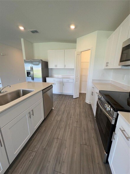 Building Photo - 8388 SW 41st Terrace
