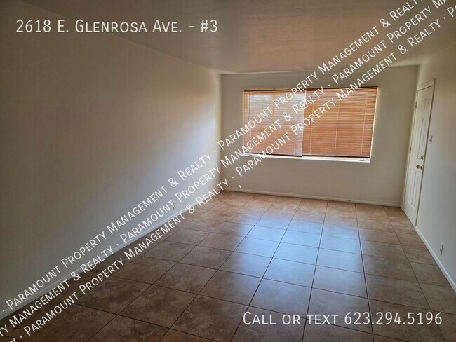 Building Photo - 2618 E Glenrosa Ave