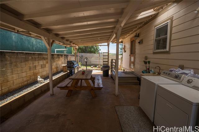 Building Photo - 56-124-124 Makaiau Pl