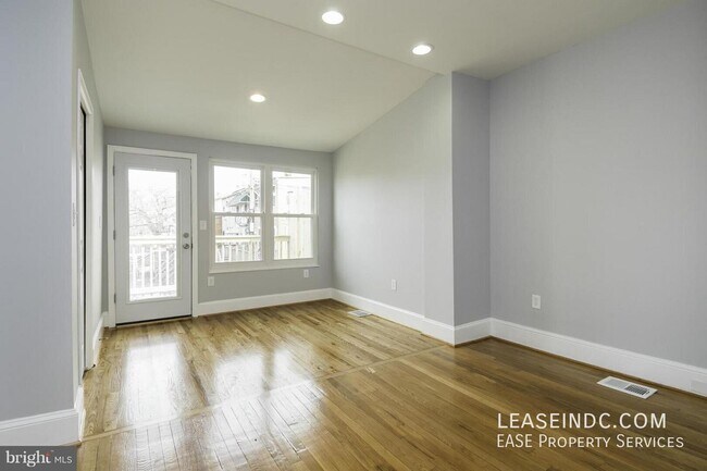 Building Photo - 4707 9th St NW