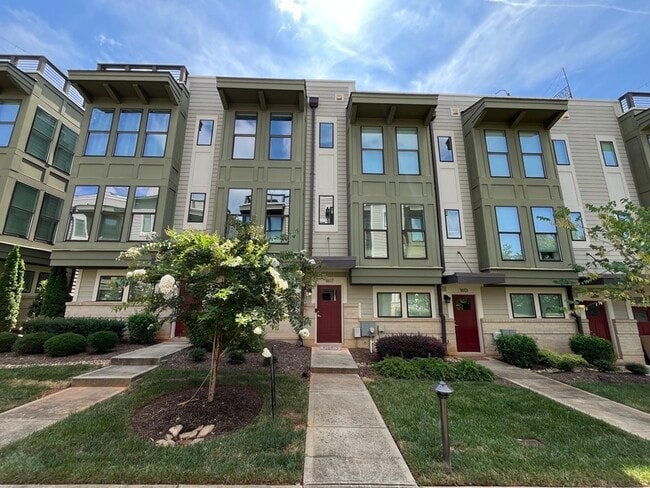 Primary Photo - 1617 Cannon View Ln
