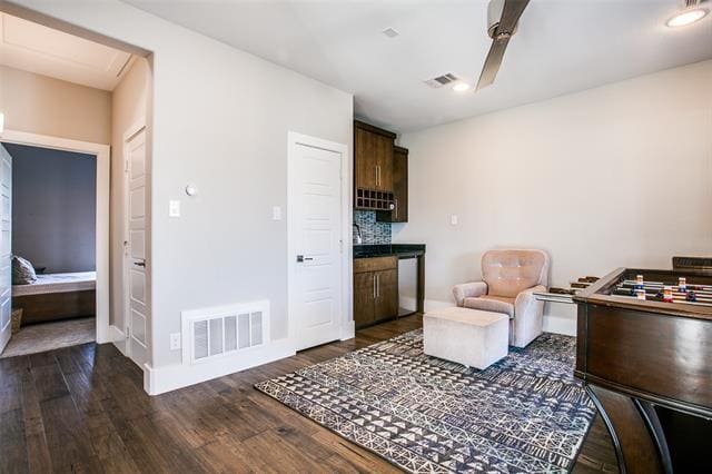 Building Photo - 6125 Preserve Dr
