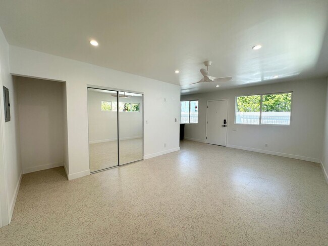 Building Photo - AVAILABLE NOW! Stunning Remodeled Studio 1...