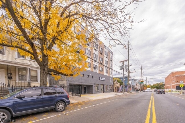 Building Photo - 768 Bergen St