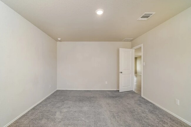 Building Photo - 172 Pasadena Pl