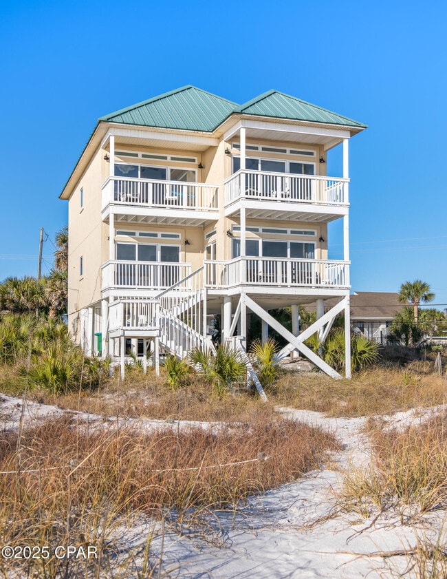 Primary Photo - 17609 Front Beach Rd