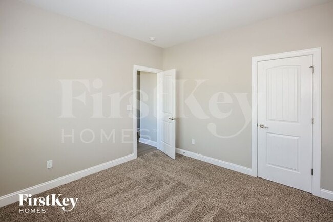 Building Photo - 106 Milliner Dr