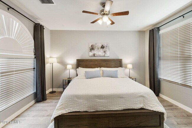 Building Photo - 2930 N Raven