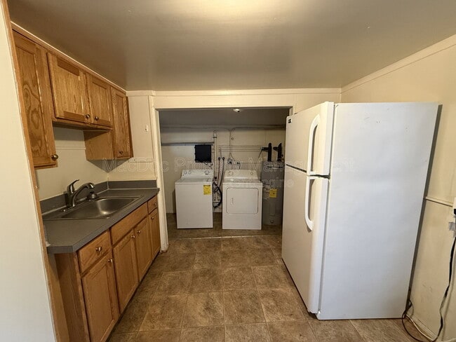 Building Photo - 107 Lafayette Blvd