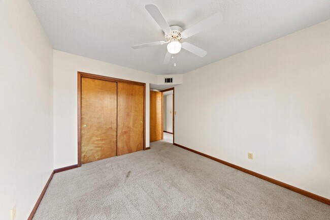 Building Photo - 1022 Alderwood Way