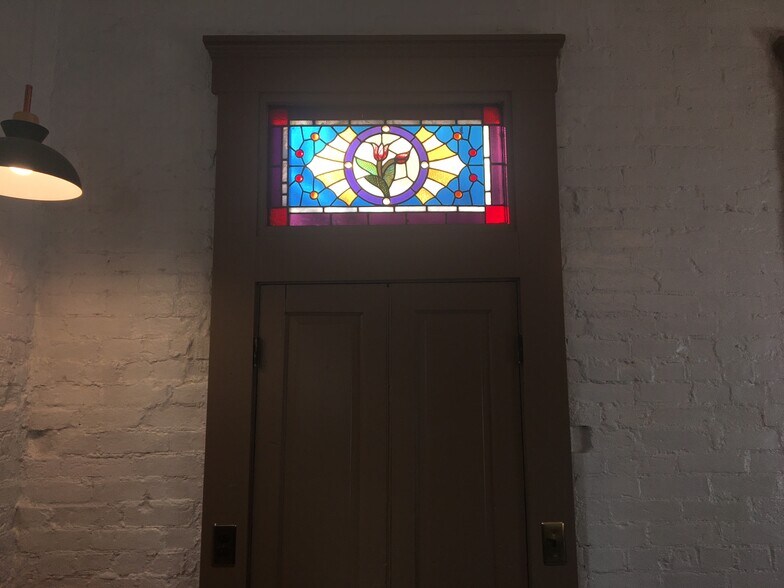 Building Photo - 213 Covington Ave