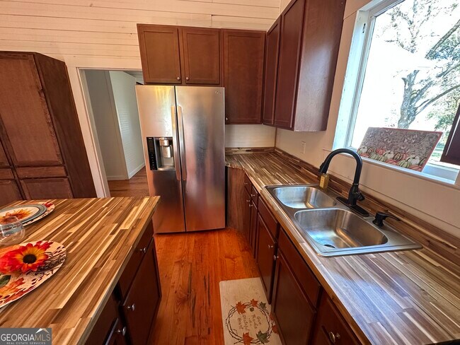 Building Photo - 1318 Lincolnton Hwy