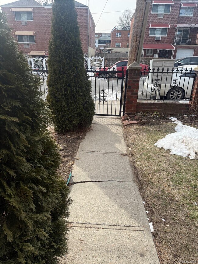 Building Photo - 3550 Palmer Ave