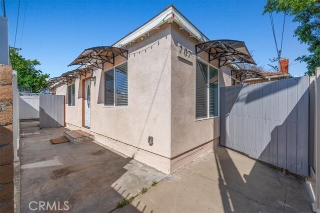 Building Photo - 707 N Park Ave