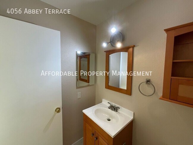 Building Photo - 4056 Abbey Terrace