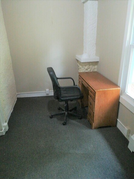 Building Photo - 308 Fairmount Ave