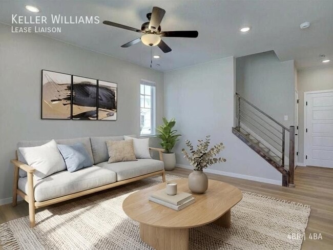 Building Photo - 8800 Hugo Dr