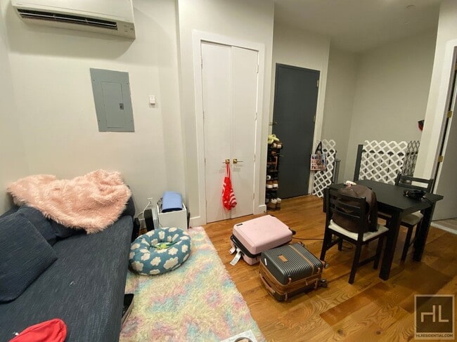 Building Photo - ST JOHNS PLACE