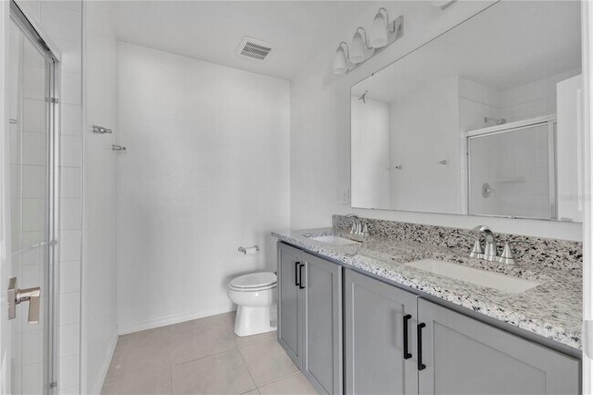 Building Photo - 625 Stoney Pointe Cir