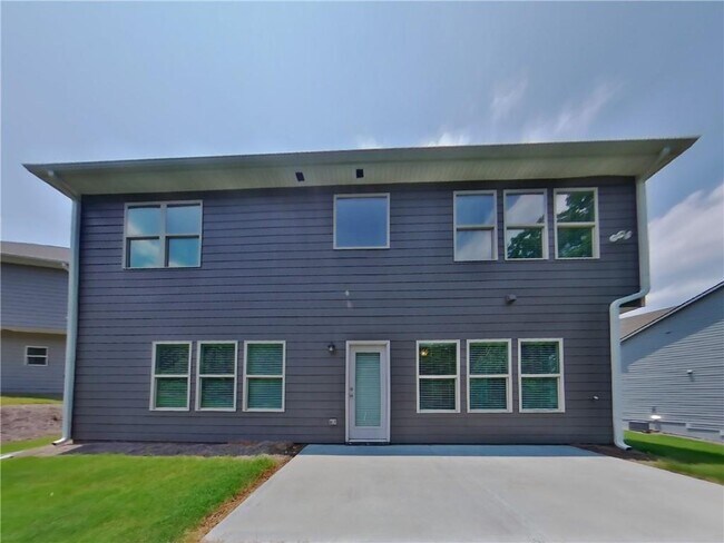 Building Photo - 112 Monaghan Wy