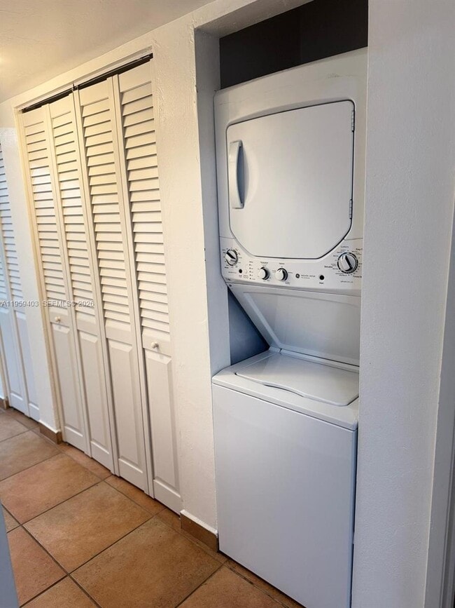 Building Photo - 5731 NW 37th St