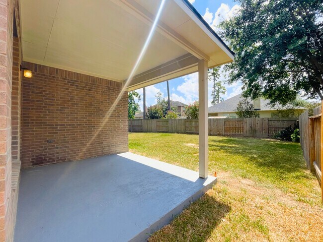 Building Photo - 24511 Saddle Path Ct