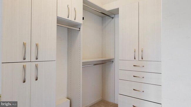Building Photo - 9320 Fringe Tree Ln