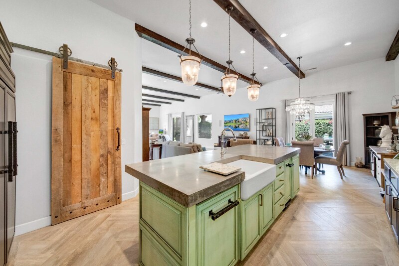 Building Photo - 57721 Santa Rosa Trail