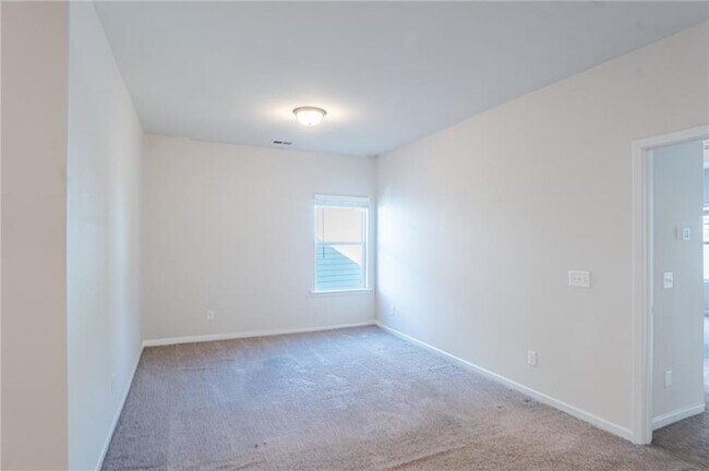 Building Photo - 1302 Endicott Ct