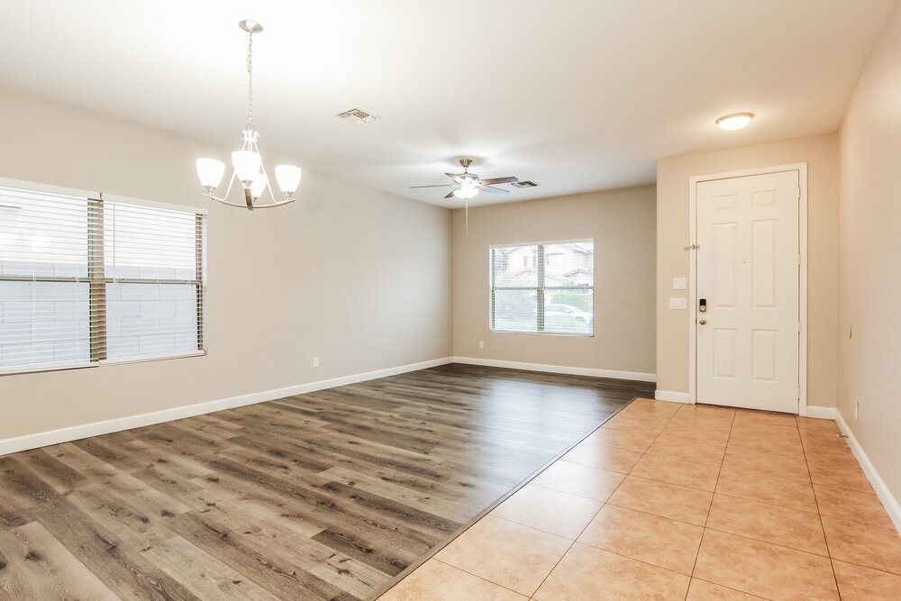 Building Photo - 2611 W Bloch Rd