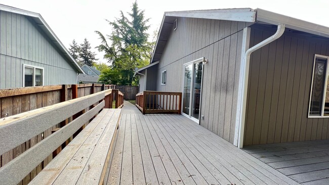 Building Photo - New Inside 3 Bedroom, 2 Full Bath on Corne...