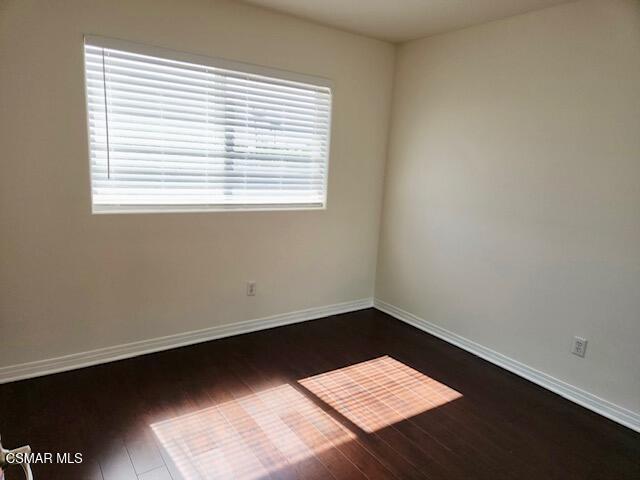 Building Photo - 13525 Vanowen St