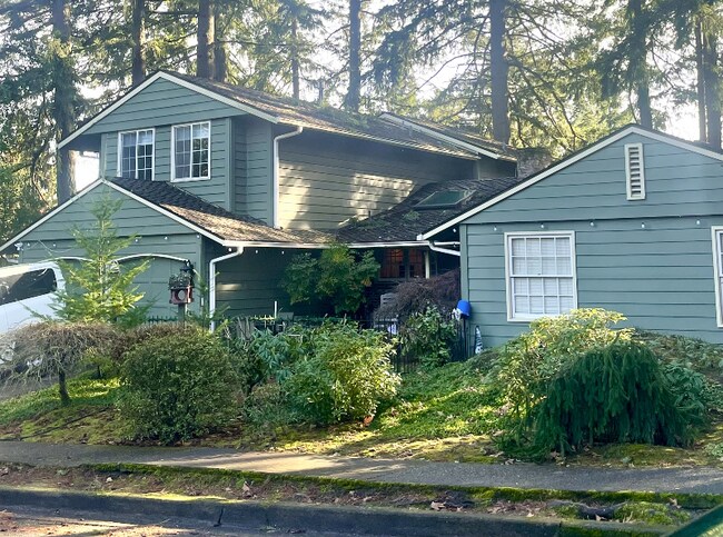 Building Photo - 15270 SW Springdale Ct