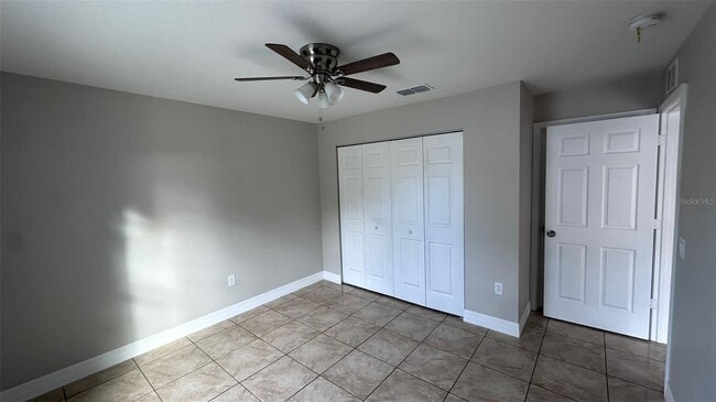 Building Photo - 164 Julie Ln