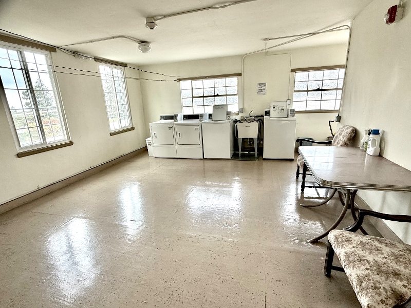 Building Photo - 2818 Telegraph Ave