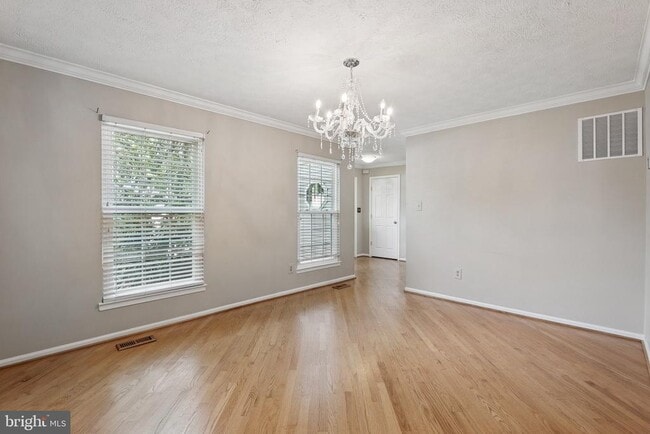 Building Photo - 5413 Tree Line Dr