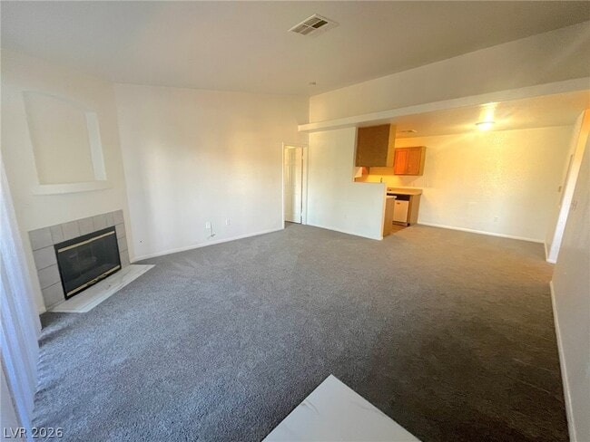 Building Photo - 4730 E Craig Rd