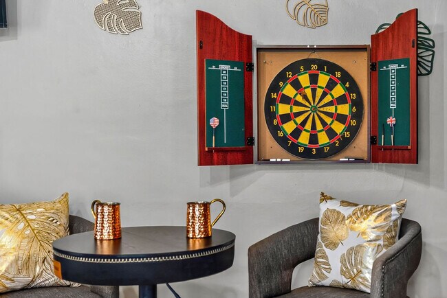 Building Photo - 5901 N Ola Ave