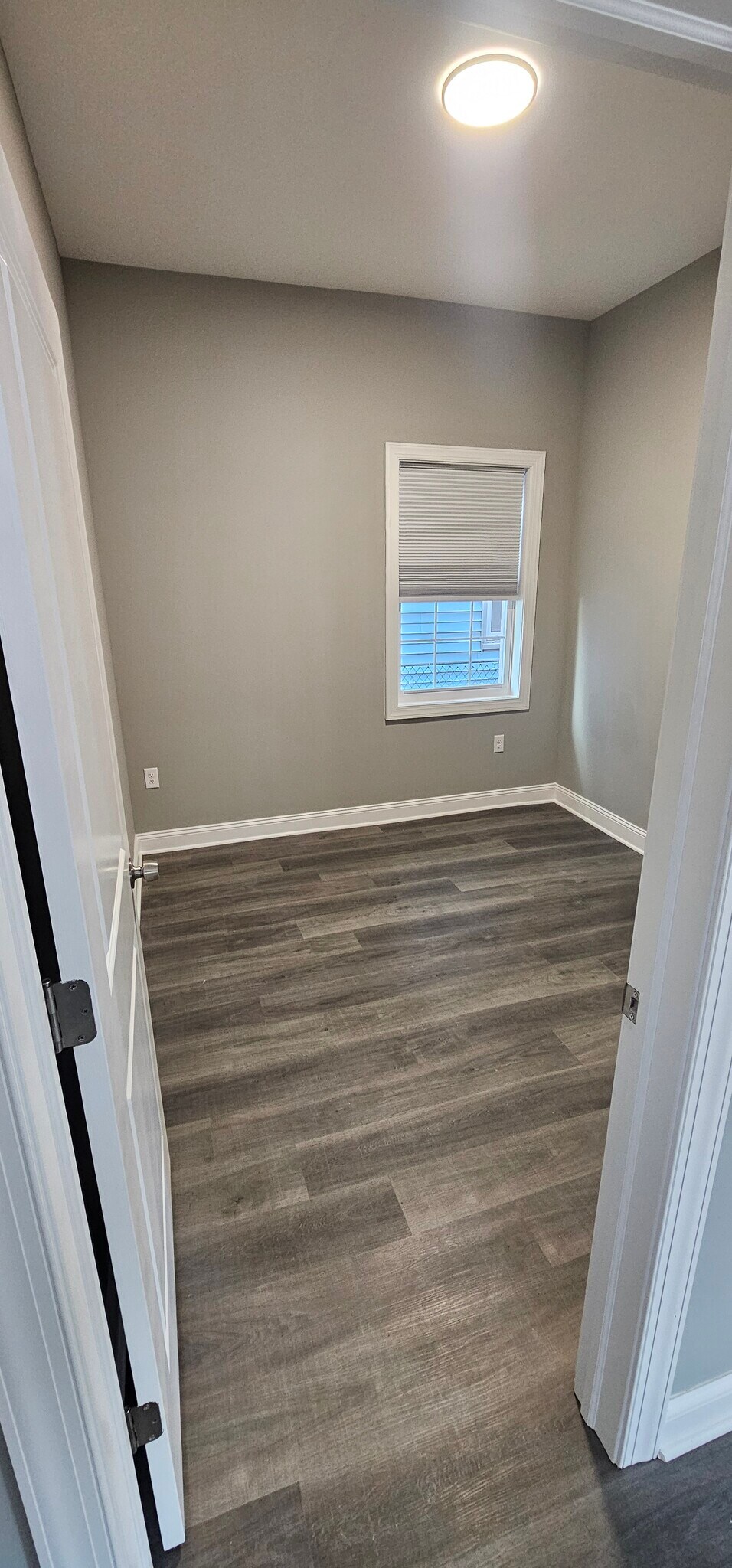 Building Photo - 210 Franklin St