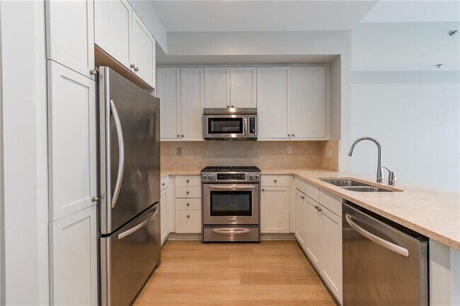 Building Photo - 1100 Howell Mill Rd NW