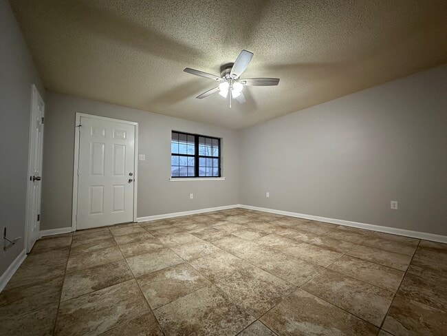 Building Photo - Wonderful 3 Bed/1 Bath in Searcy