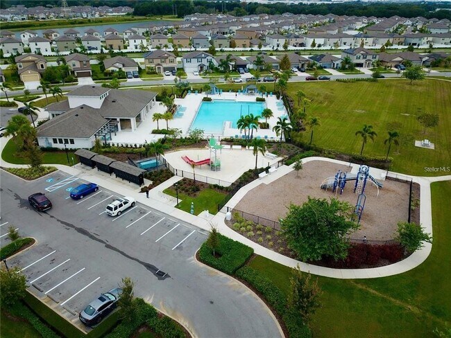 Building Photo - 7048 Samuel Ivy Dr